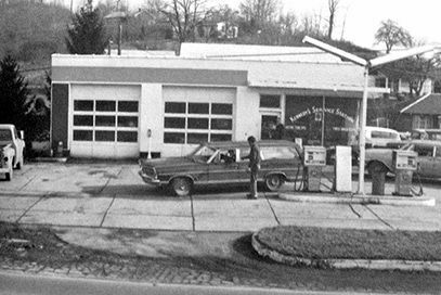 Local 
landmarks are 
featured in the film, including Kennedy’s Service Station which 
was owned 
by Richie Kennedy’s father.